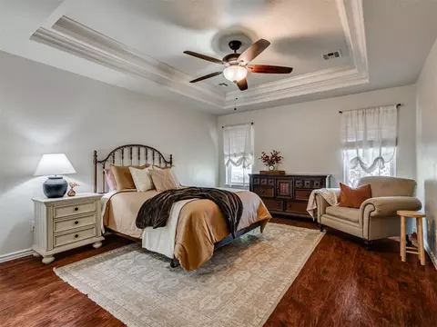 Bedroom - 5901 E Mcmillin Dr, Tuttle, OK 73089 photo 1 of 8