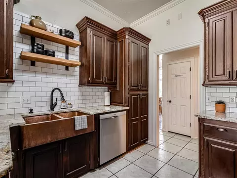 Kitchen - 5901 E Mcmillin Dr, Tuttle, OK 73089 photo 4 of 5