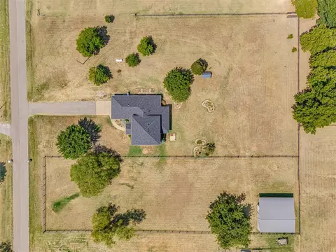 View/Area - 5901 E Mcmillin Dr, Tuttle, OK 73089 photo 4 of 4