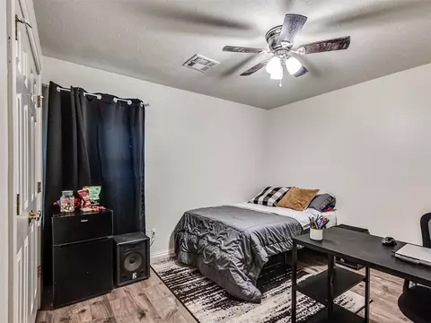 Bedroom - 5901 E Mcmillin Dr, Tuttle, OK 73089 photo 3 of 8