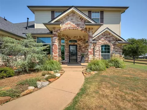 Exterior - 5901 E Mcmillin Dr, Tuttle, OK 73089 photo 1 of 6
