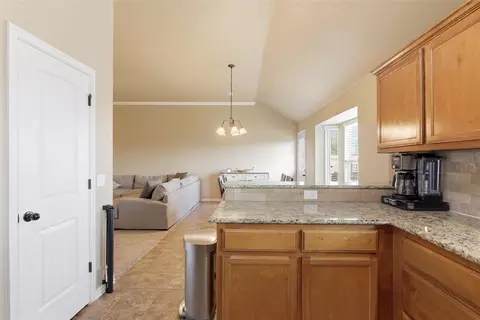 Entry Way - 604 Apple Tree Ln, Moore, OK 73160 photo 2 of 2