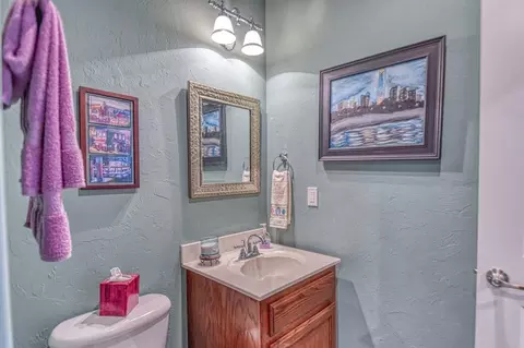 Bath - 3121 Saint Clair Dr, Norman, OK 73072 photo 4 of 5