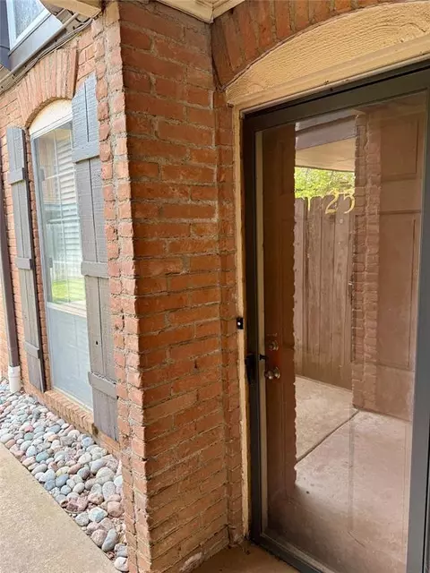 6100 N Brookline Ave #25, Oklahoma City, OK 73112