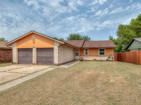 3805 Oak Valley Rd, Oklahoma City, OK 73135