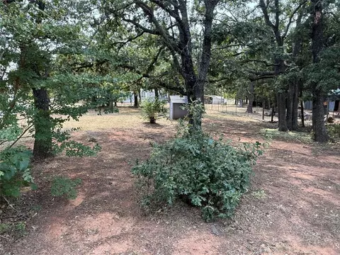 Exterior - 104 Summer Oaks Dr, Mcloud, OK 74851 photo 3 of 15