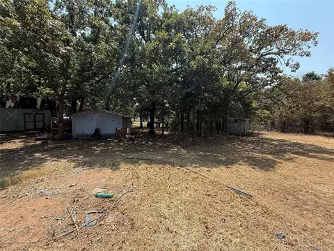 Exterior - 104 Summer Oaks Dr, Mcloud, OK 74851 photo 9 of 15