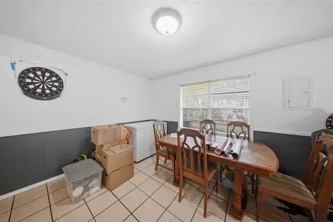 Dining - 24 E Kirk St, Shawnee, OK 74801 photo 1 of 2