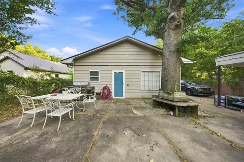 Exterior - 24 E Kirk St, Shawnee, OK 74801 photo 3 of 4