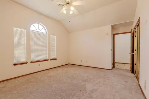 Bedroom - 1717 NW Jackson Dr, Norman, OK 73071 photo 3 of 5
