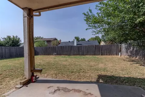 Exterior - 1717 NW Jackson Dr, Norman, OK 73071 photo 3 of 3