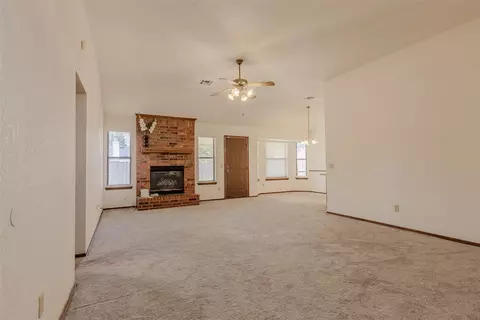 Living - 1717 NW Jackson Dr, Norman, OK 73071 photo 1 of 4