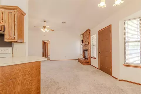 Living - 1717 NW Jackson Dr, Norman, OK 73071 photo 3 of 4