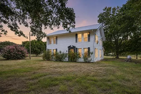 Exterior - 3103 W 116th St, Perkins, OK 74059 photo 2 of 7