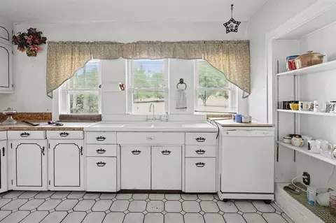 Kitchen - 3103 W 116th St, Perkins, OK 74059 photo 1 of 4