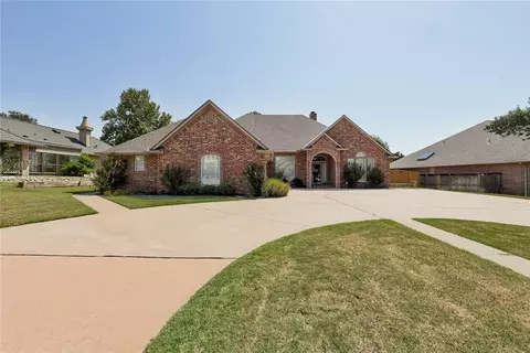 12108 Maple Ridge Rd, Oklahoma City, OK 73120