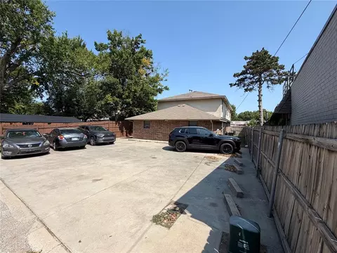 312 E Ayers St, Edmond, OK 73034 photo 5