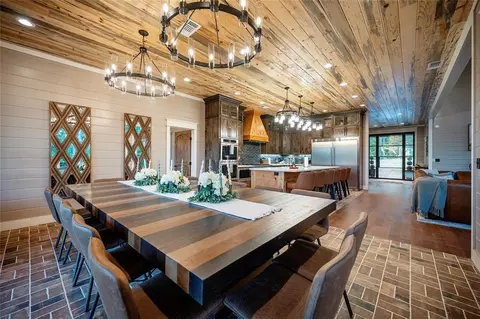 Dining - 89 Boulder Bnd, Broken Bow, OK 74728 photo 1 of 2