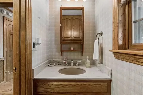 Bath - Undisclosed, Harrah, OK 73045 photo 7 of 7