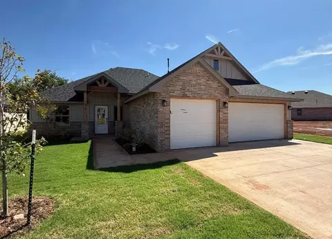 11916 Rockbed Dr, Yukon, OK 73099