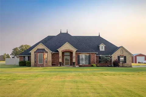 24191 E 996 Rd, Weatherford, OK 73096