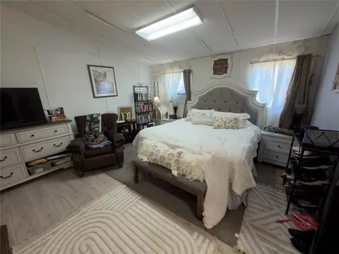 Bedroom - 100 Parkview Ct, Mcloud, OK 74851 photo 1 of 1