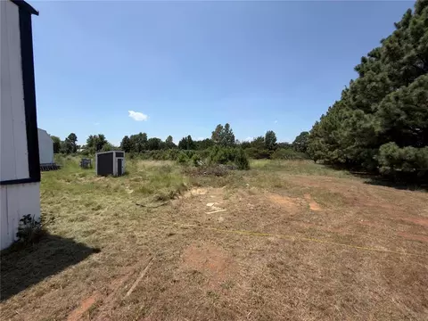 Exterior - 100 Parkview Ct, Mcloud, OK 74851 photo 5 of 6