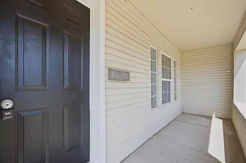 Exterior - 214 E Vilas Ave, Guthrie, OK 73044 photo 3 of 9