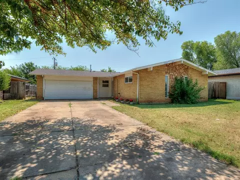 8900 S Hillcrest Dr, Oklahoma City, OK 73159