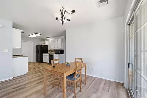 Dining - 2816 Shiloh Ln, Altus, OK 73521 photo 2 of 3