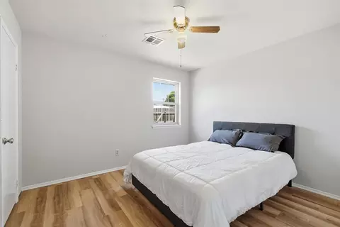 Bedroom - 2816 Shiloh Ln, Altus, OK 73521 photo 5 of 6