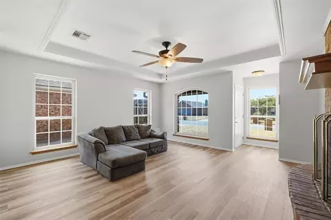 Living - 2816 Shiloh Ln, Altus, OK 73521 photo 1 of 5