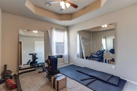 Bedroom - 893 S Cemetery Rd, Tuttle, OK 73089 photo 4 of 4