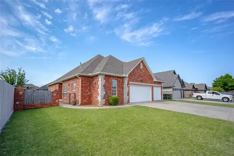 Other - 324 Shrill St, Norman, OK 73071 photo 1 of 12