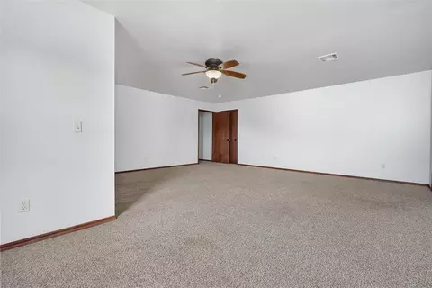 Living - 324 Shrill St, Norman, OK 73071 photo 5 of 5