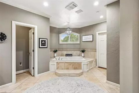 Entry Way - 9325 E State Highway 9, Norman, OK 73026 photo 2 of 2