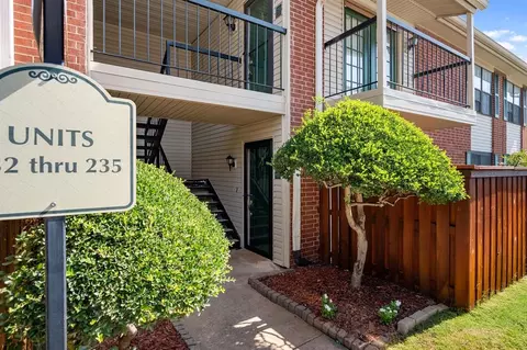 4400 Hemingway Dr #133, Oklahoma City, OK 73118