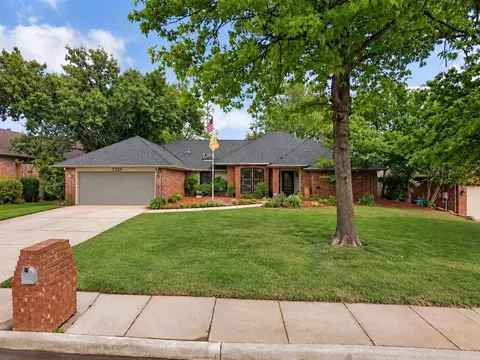 1325 Harding Ave, Edmond, OK 73013