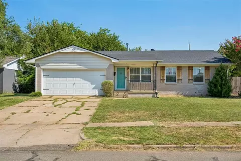 409 W Douglas Dr, Midwest City, OK 73110