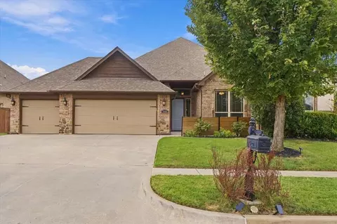 5908 NW 157th St, Edmond, OK 73013