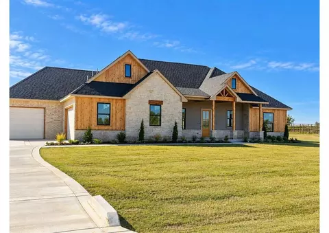 4365 Janie Way, Guthrie, OK 73044