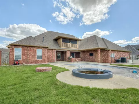Exterior - 3101 Firefly Dr, Norman, OK 73071 photo 8 of 9