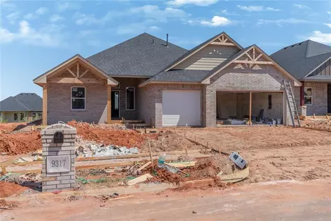 9317 SW 39th St, Oklahoma City, OK 73179