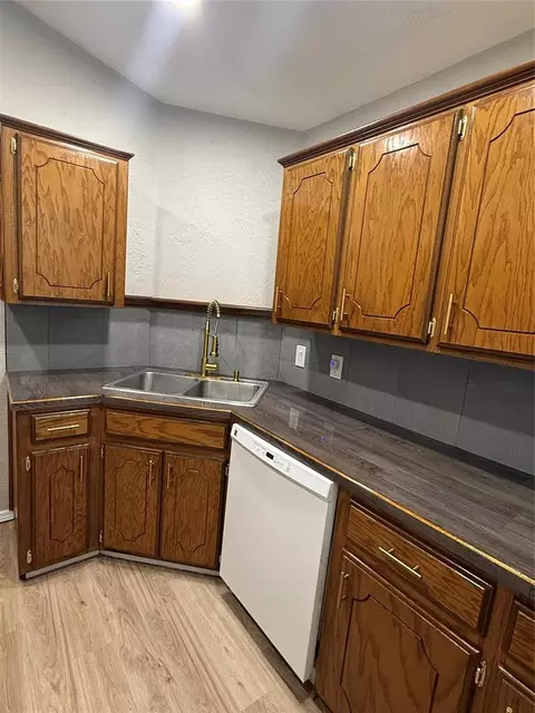 Kitchen - 900 Polk St, Altus, OK 73521 photo 1 of 3
