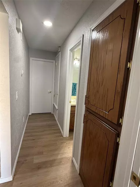 Entry Way - 900 Polk St, Altus, OK 73521 photo 1 of 1
