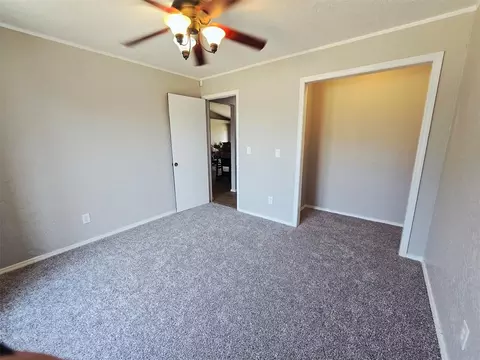 Bedroom - 900 Polk St, Altus, OK 73521 photo 1 of 4