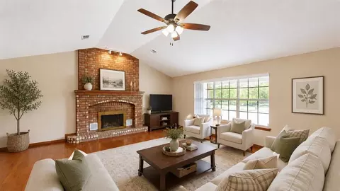 Living - 105 Viking Loop, Ardmore, OK 73401 photo 1 of 4