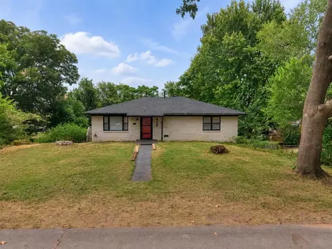 Exterior - 412 N 3rd Ave, Purcell, OK 73080 photo 2 of 4