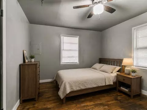 Bedroom - 412 N 3rd Ave, Purcell, OK 73080 photo 2 of 4