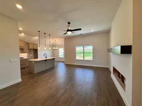 Living - 1312 Colonial Ave, Tuttle, OK 73089 photo 1 of 1
